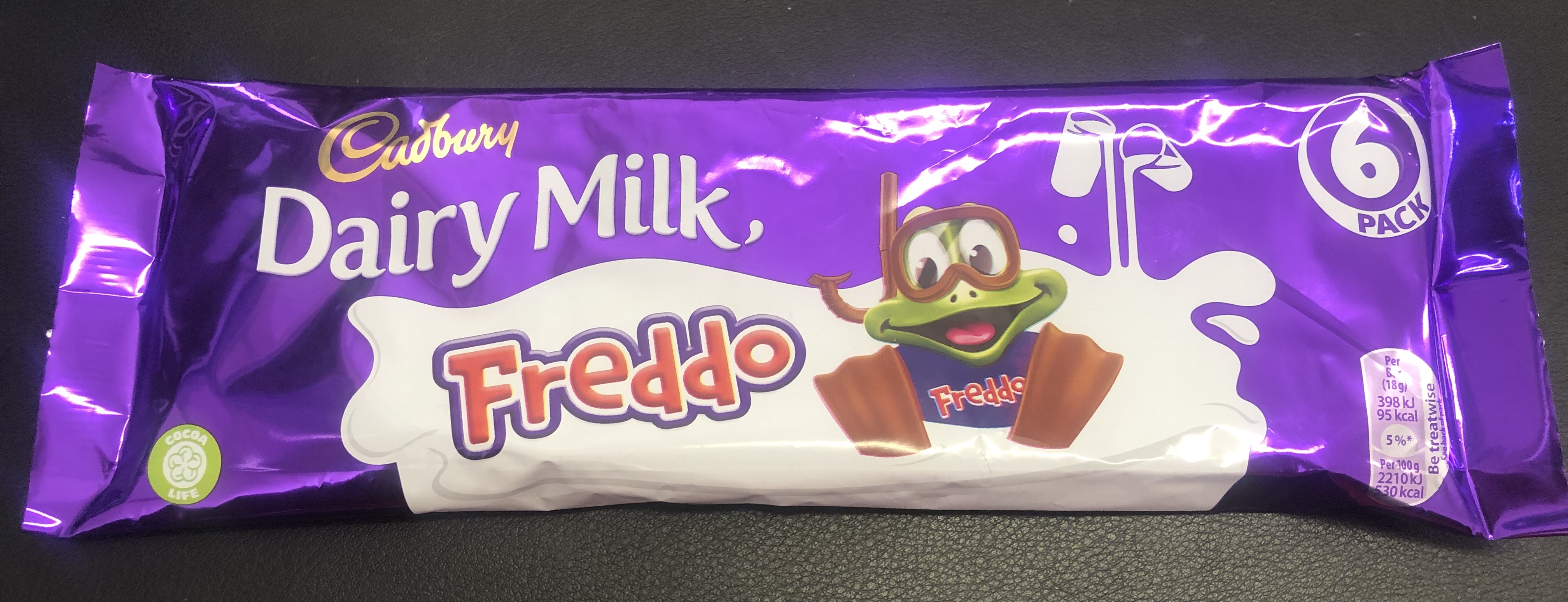 Cadbury Dairy Milk Freddo 6er Pack = 108g MHD:2.6.20