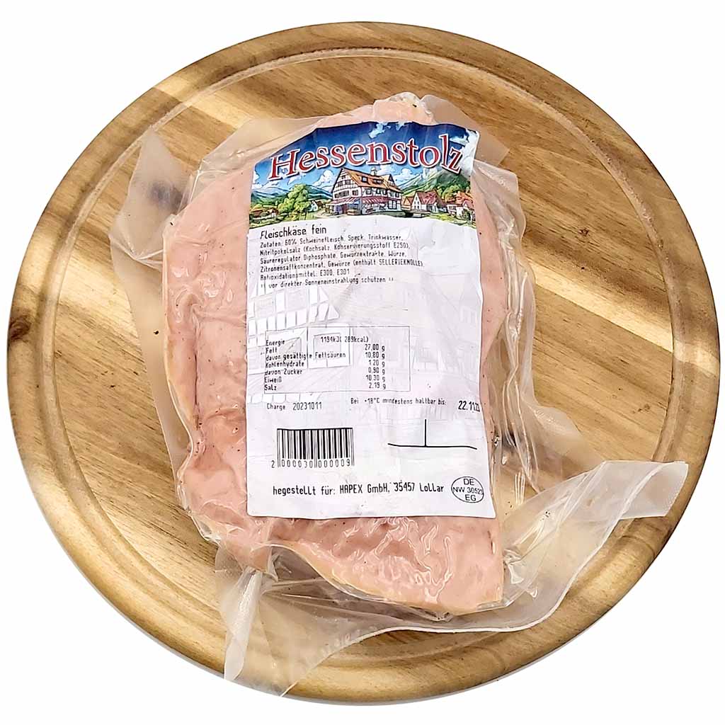Hessenstolz Fleischkäse fein 500g auf Brett front